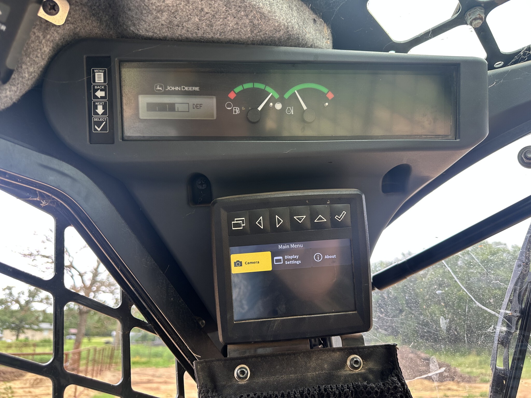 2021 John Deere 333G Image 11