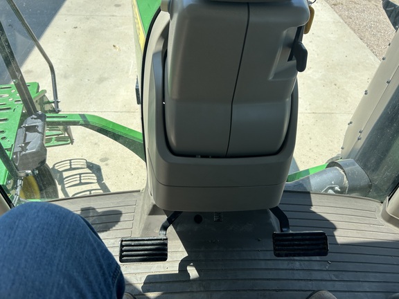 2019 John Deere 8370RT (26th thumbnail)