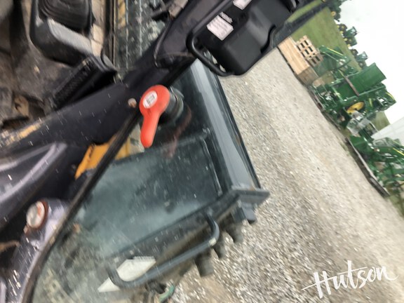 Photo of 2021 John Deere 325G