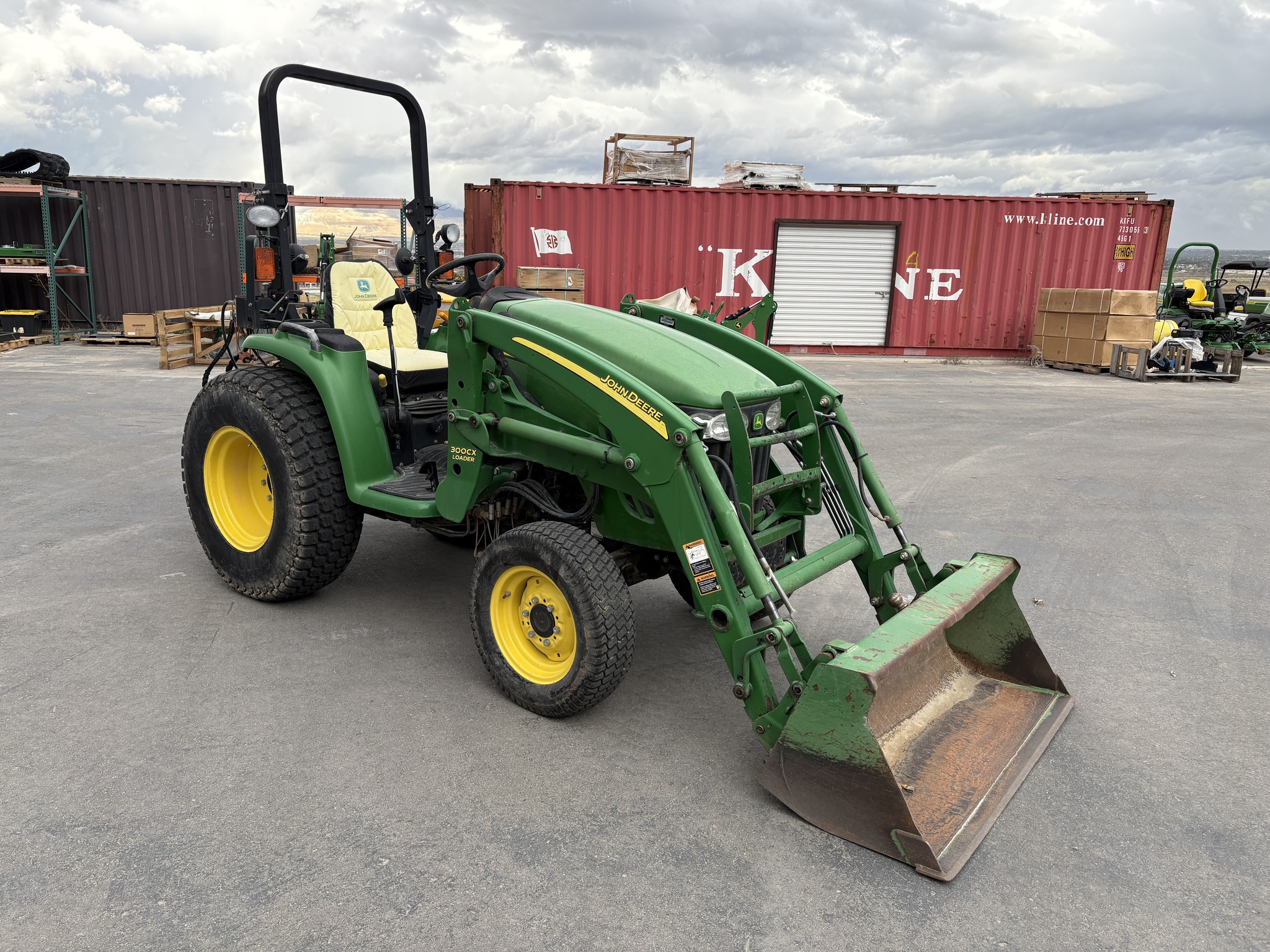 2013 John Deere 3720 Image 8