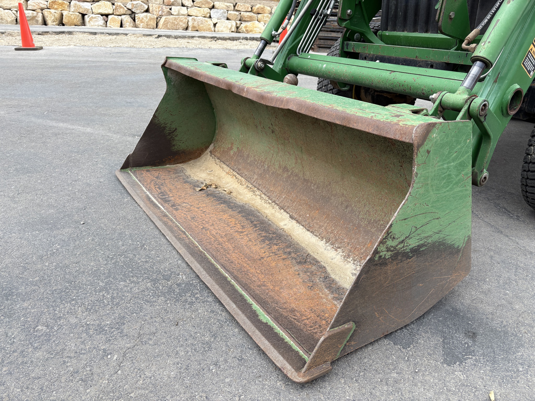 2013 John Deere 3720 Image 10