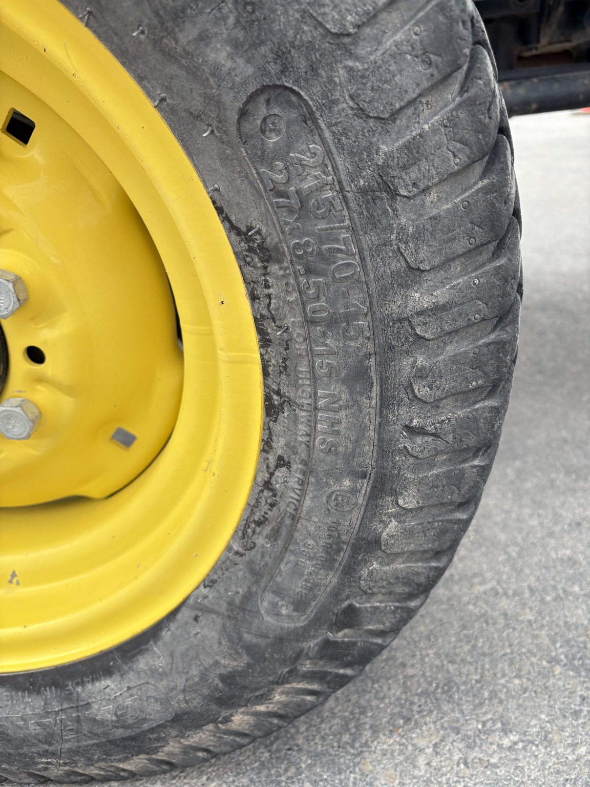 2013 John Deere 3720 Image 15