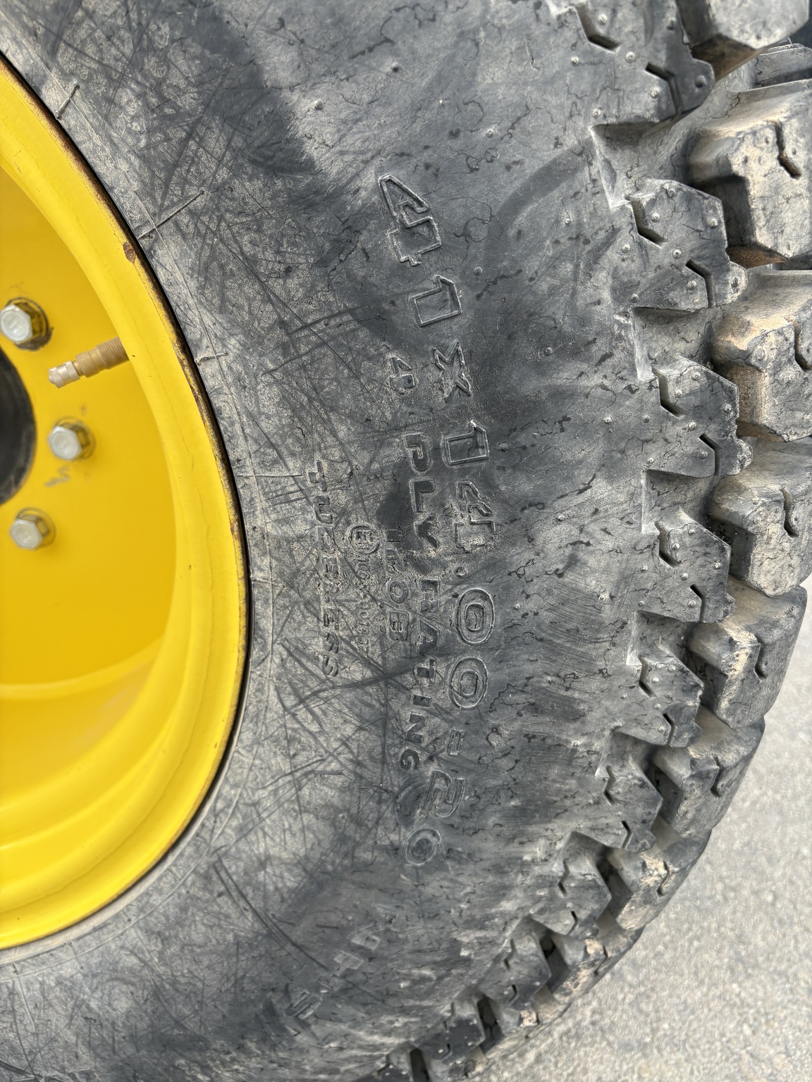 2013 John Deere 3720 Image 17