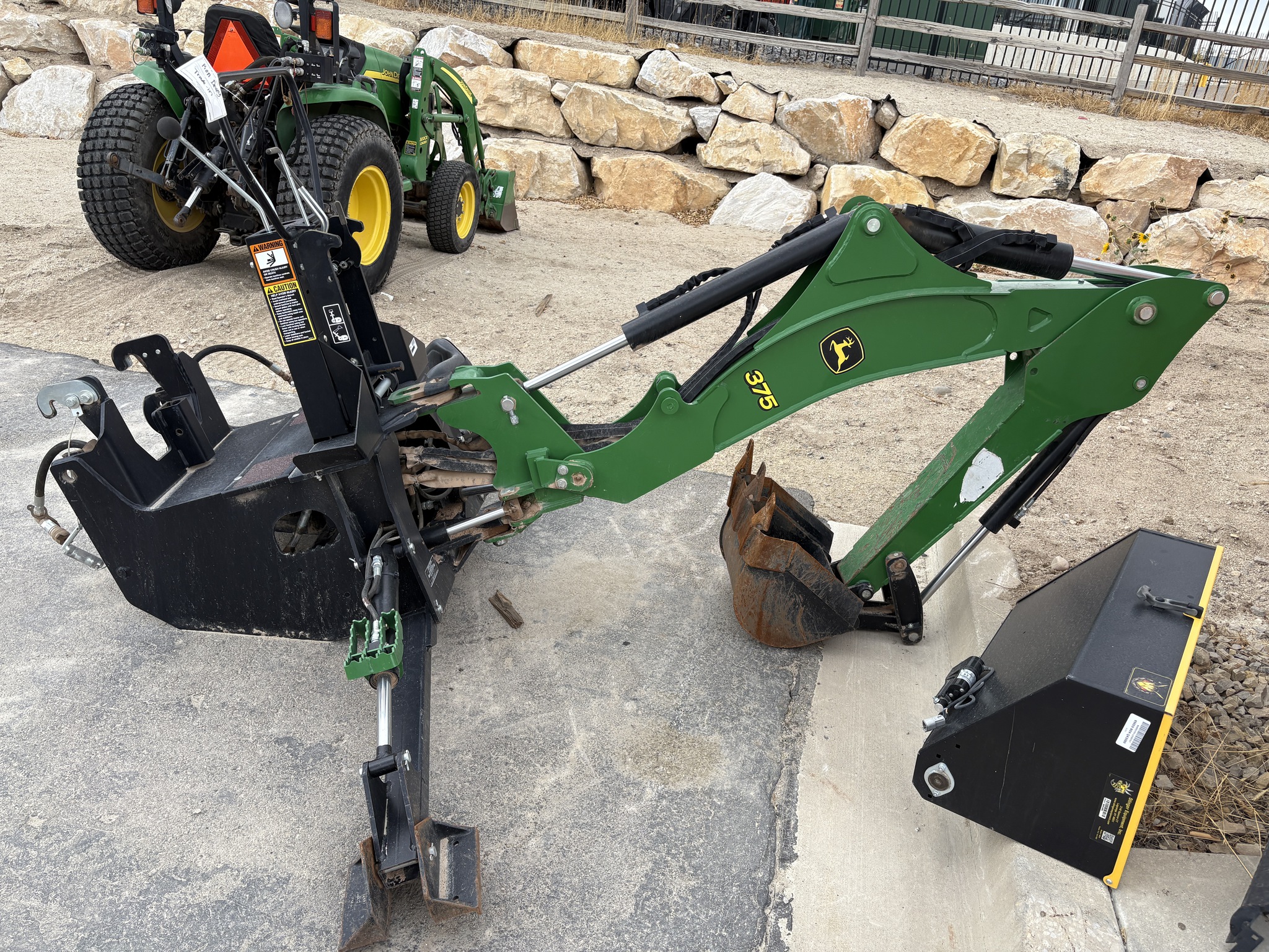 2013 John Deere 3720 Image 38