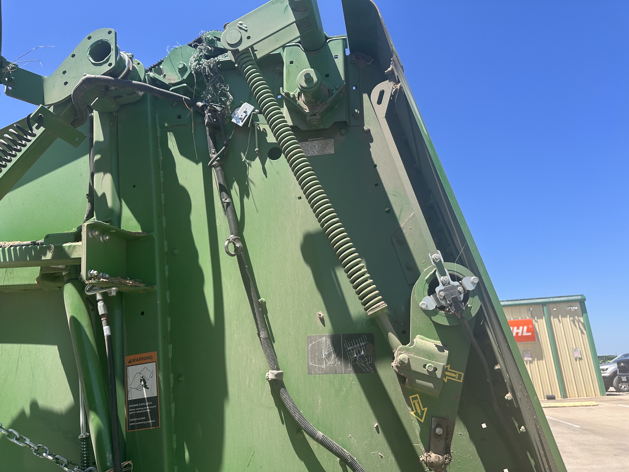 2022 John Deere 460M Image 17
