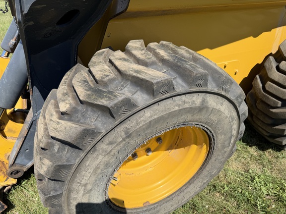 2020 John Deere 332G - Photo10