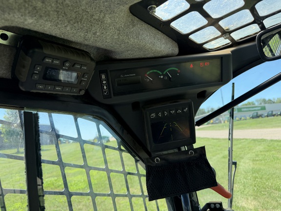 2020 John Deere 332G - Photo23