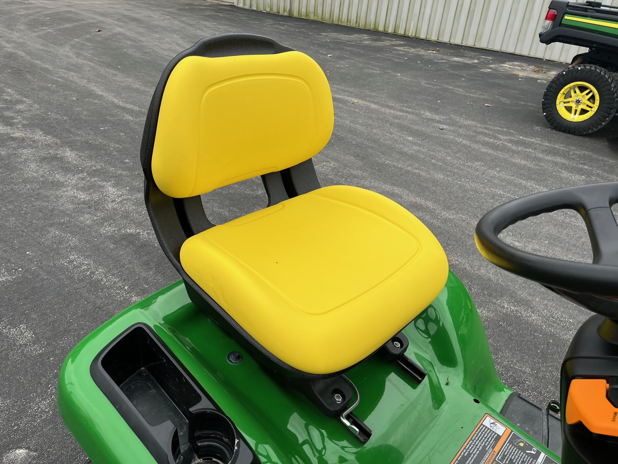 2018 John Deere X350 Image 6