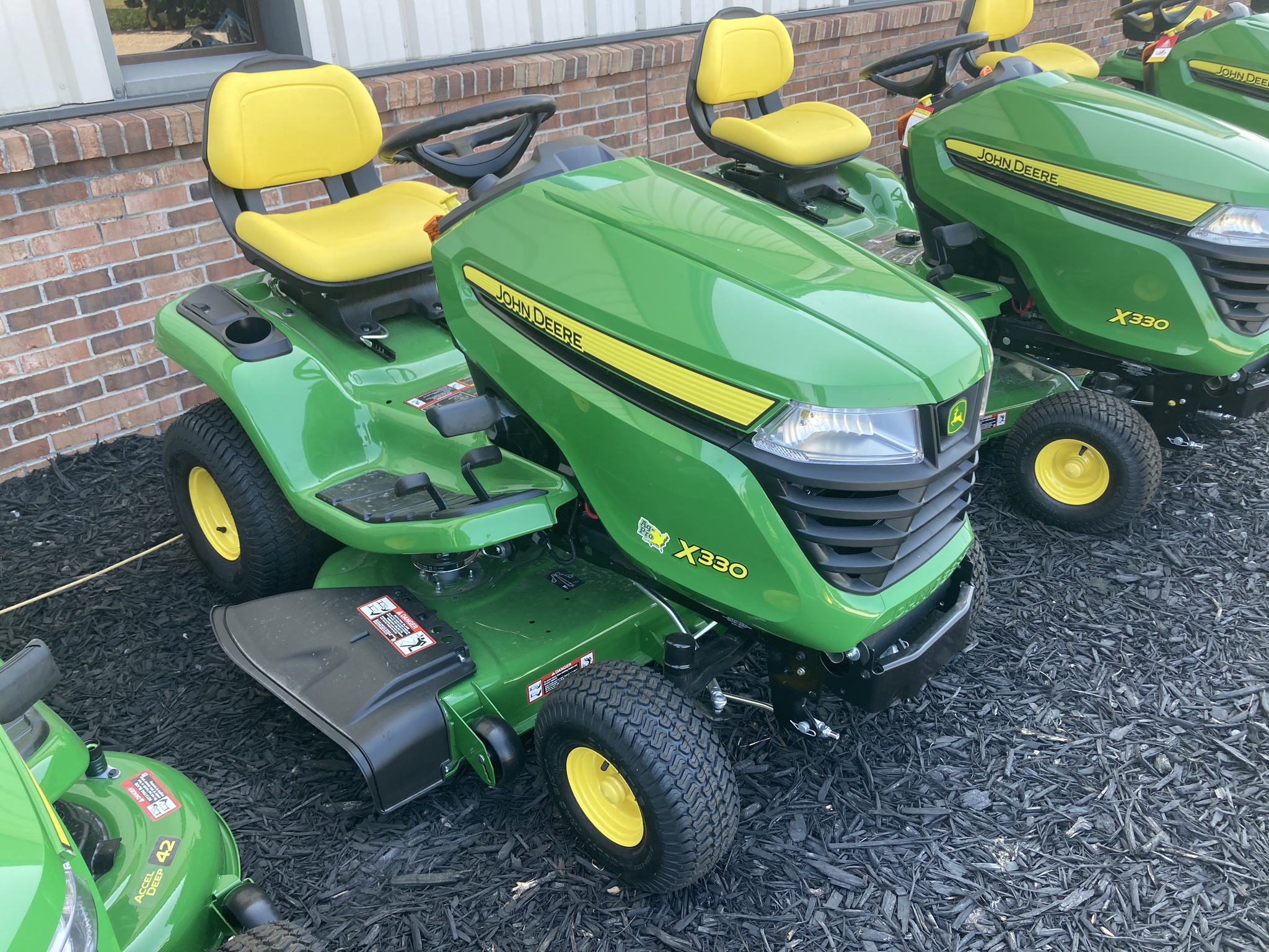2025 John Deere x330 Image 1