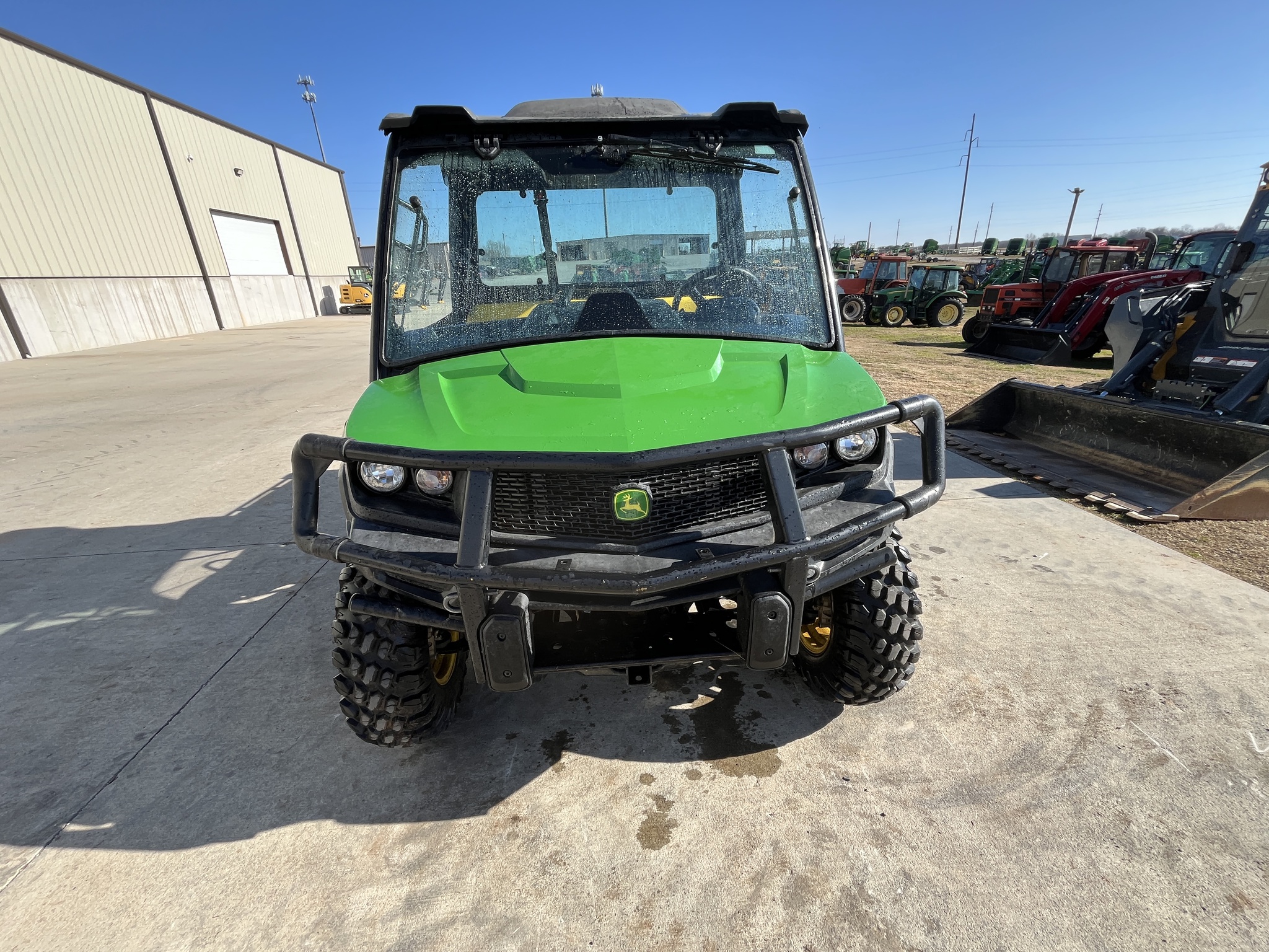  2018 John Deere XUV 835M at Heritage Tractor in Rogersville, MO