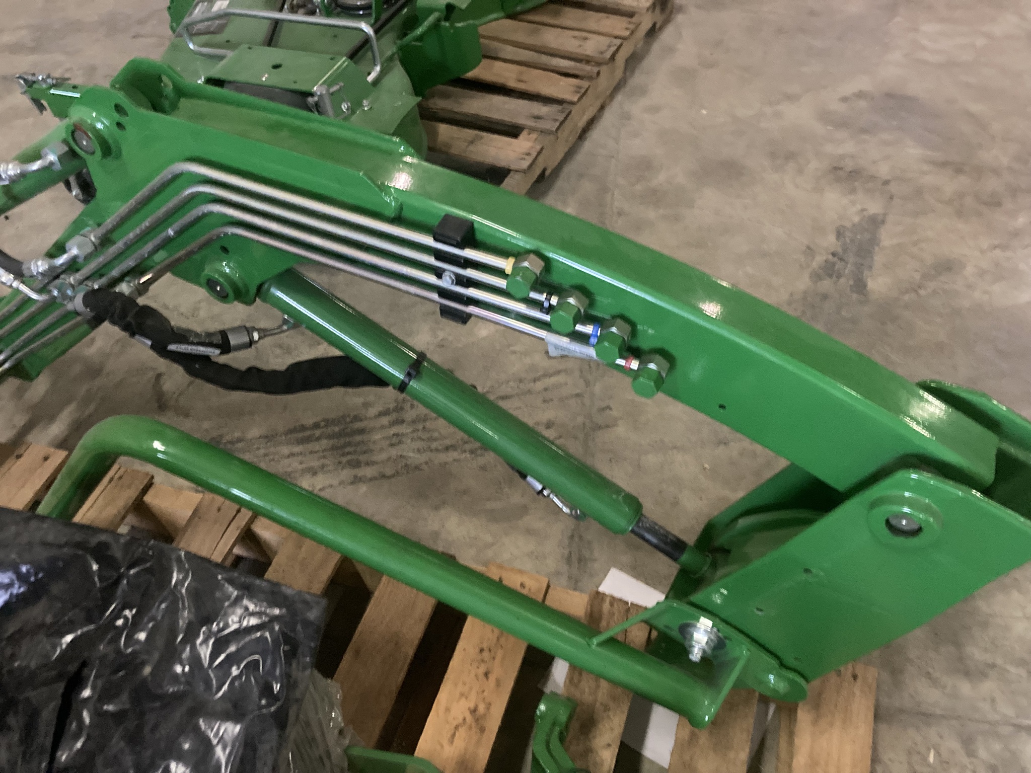 2024 John Deere 120R Image 2