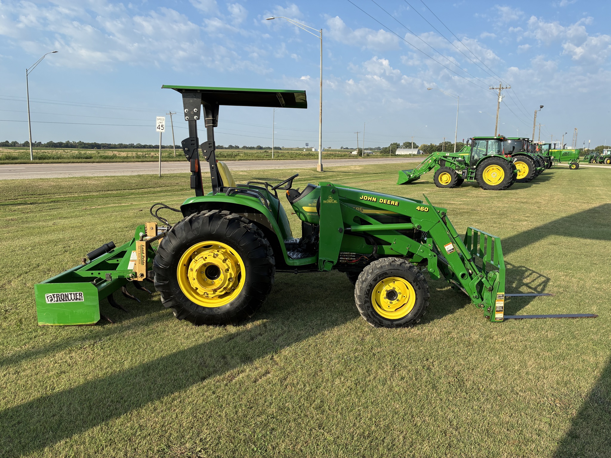 2003 John Deere 4610 Image 6