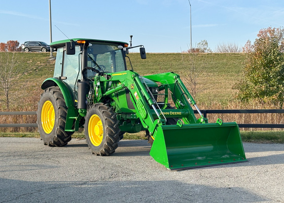 2024 John-Deere 5100E