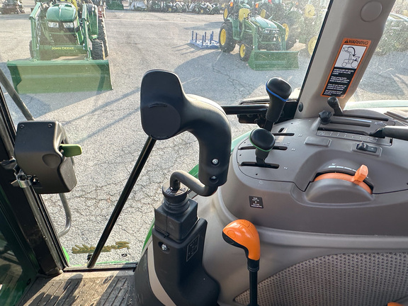 2024 John-Deere 5100E