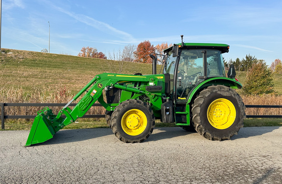 2024 John-Deere 5100E