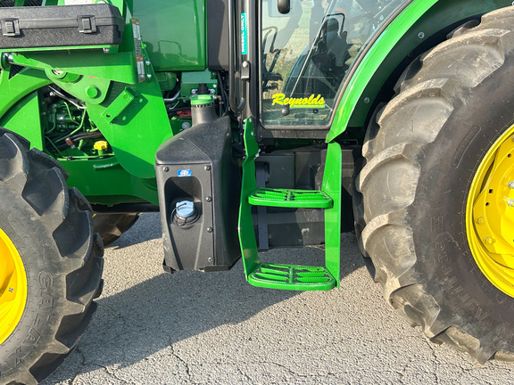 2024 John-Deere 5100E