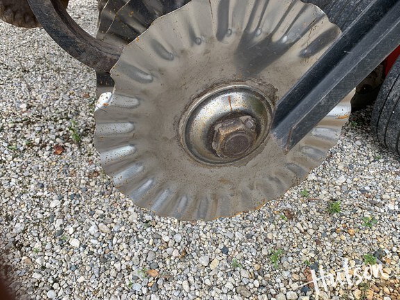 Photo of 2011 Sunflower 6630