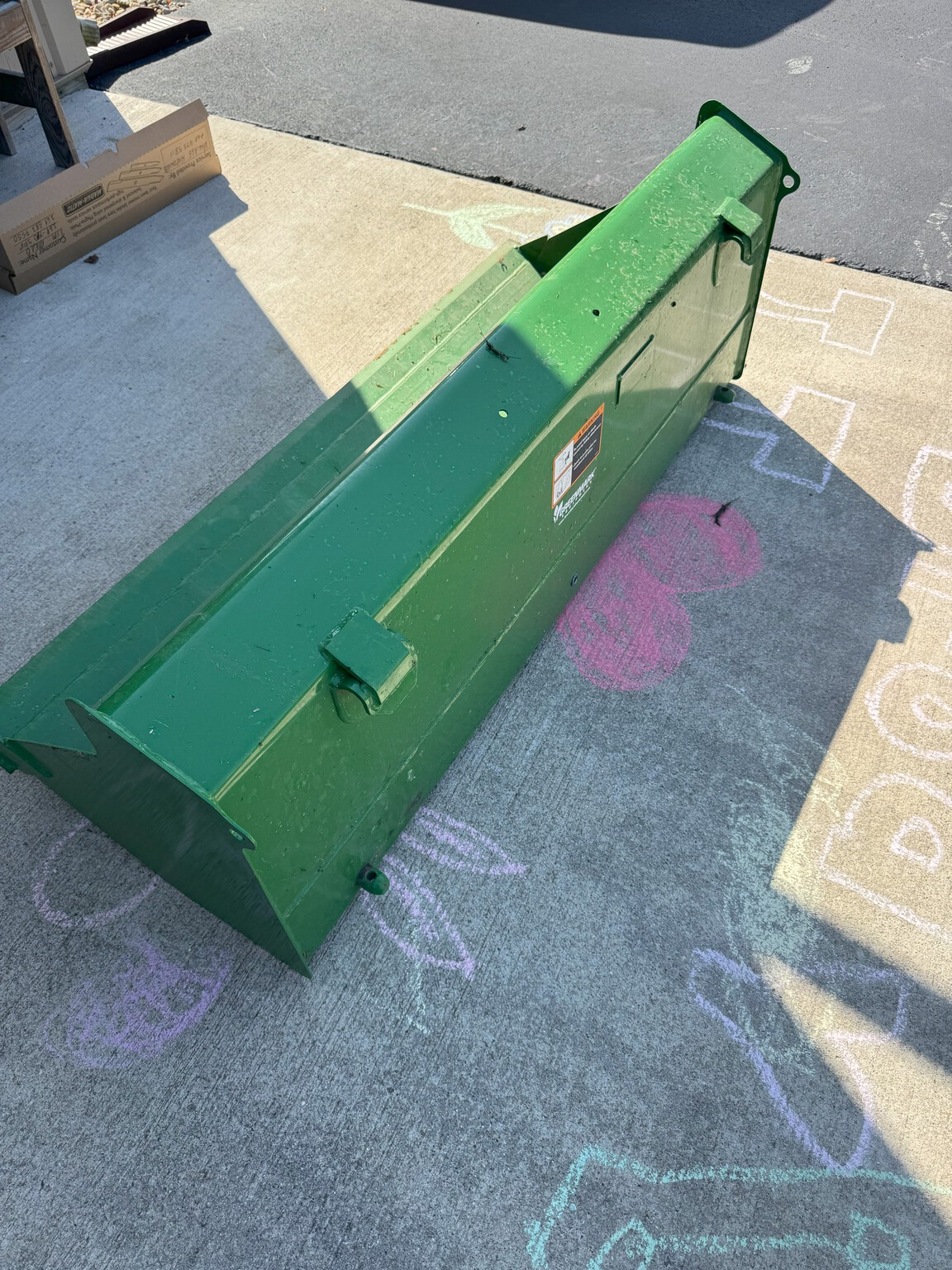 2022 John Deere 2038R Image 13