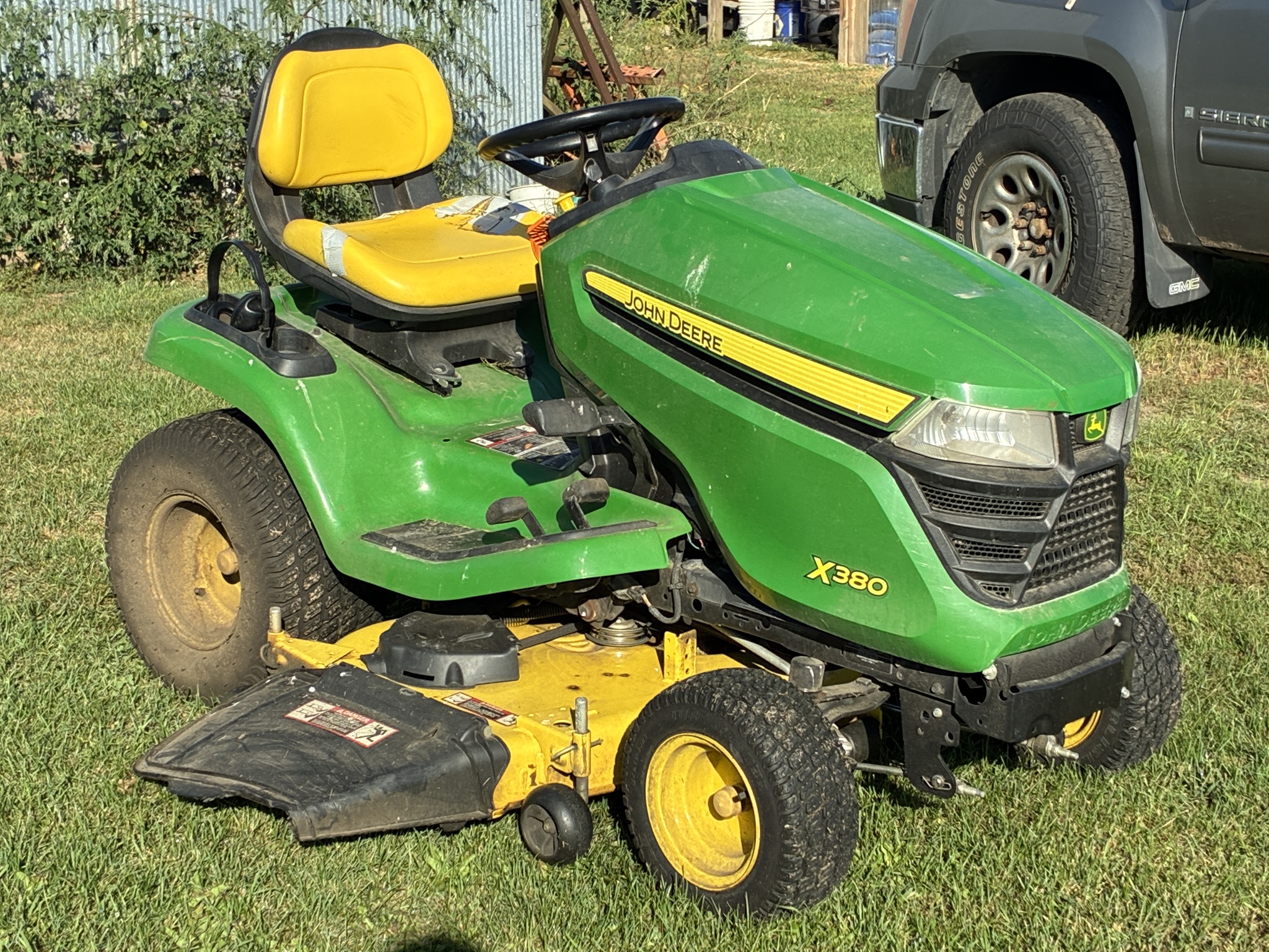 2017 John Deere X380 Image 1