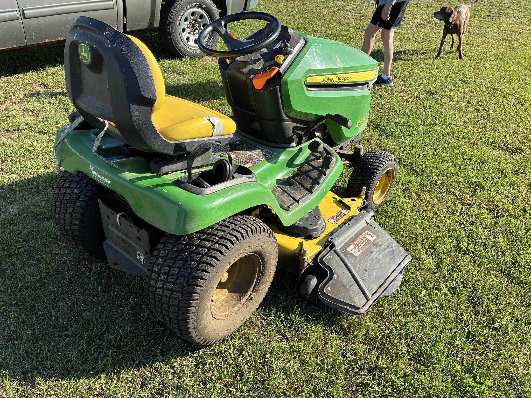 2017 John Deere X380 Image 3