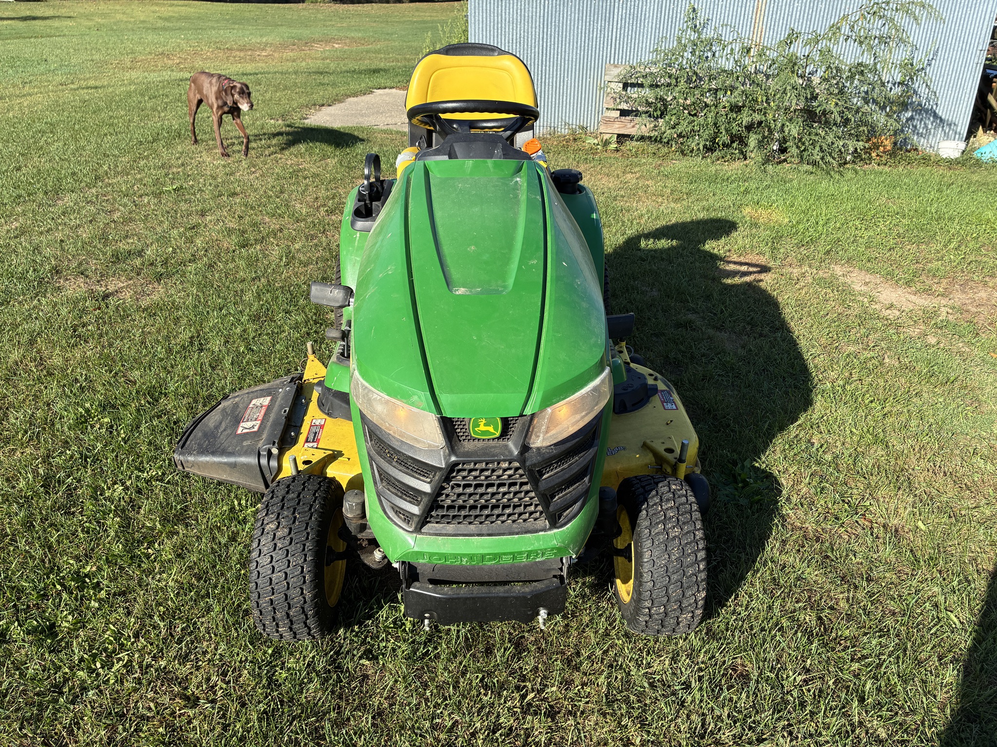 2017 John Deere X380 Image 8