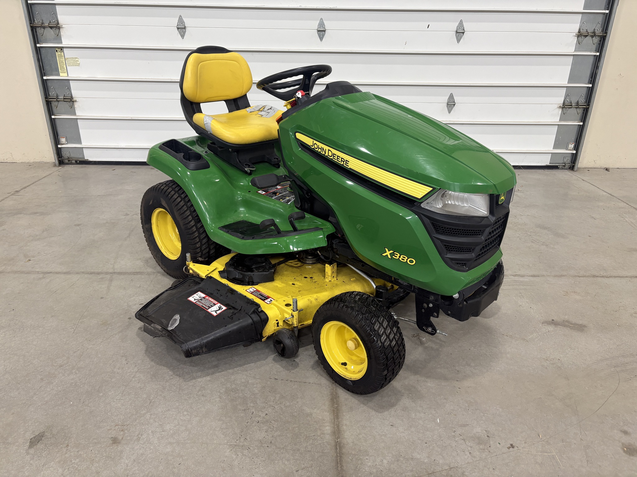 2017 John Deere X380 Image 1