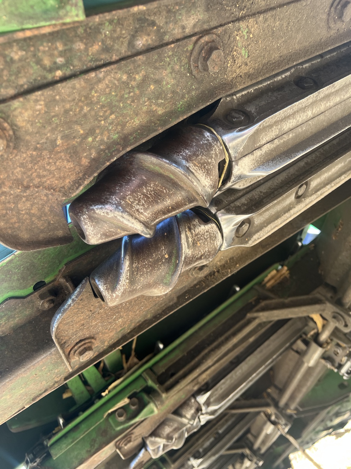 1998 John Deere 893 Image 17