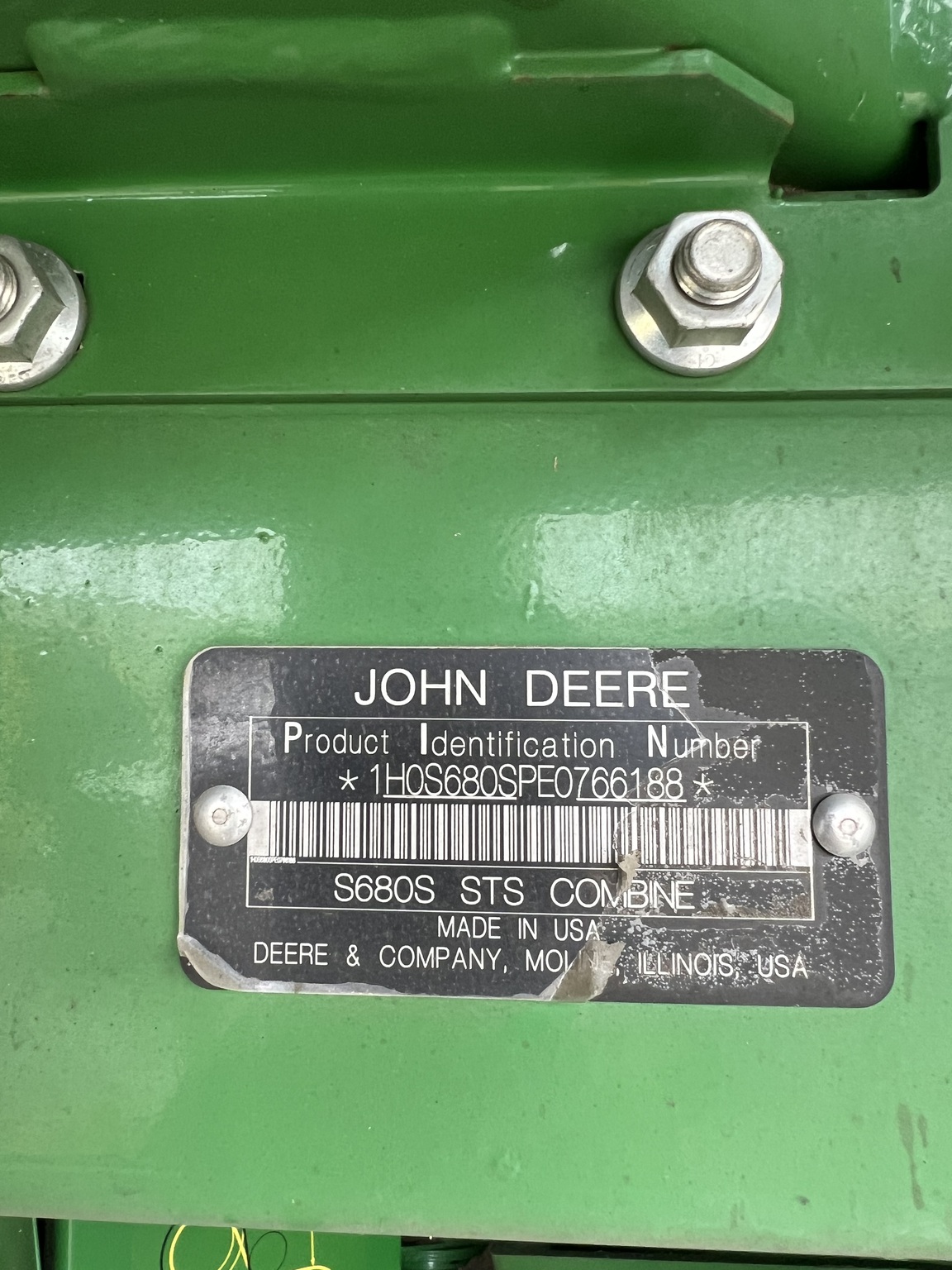2014 John Deere S680 Image 2