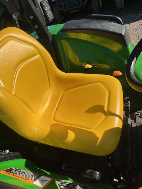 2021 John Deere 3043D Image 7