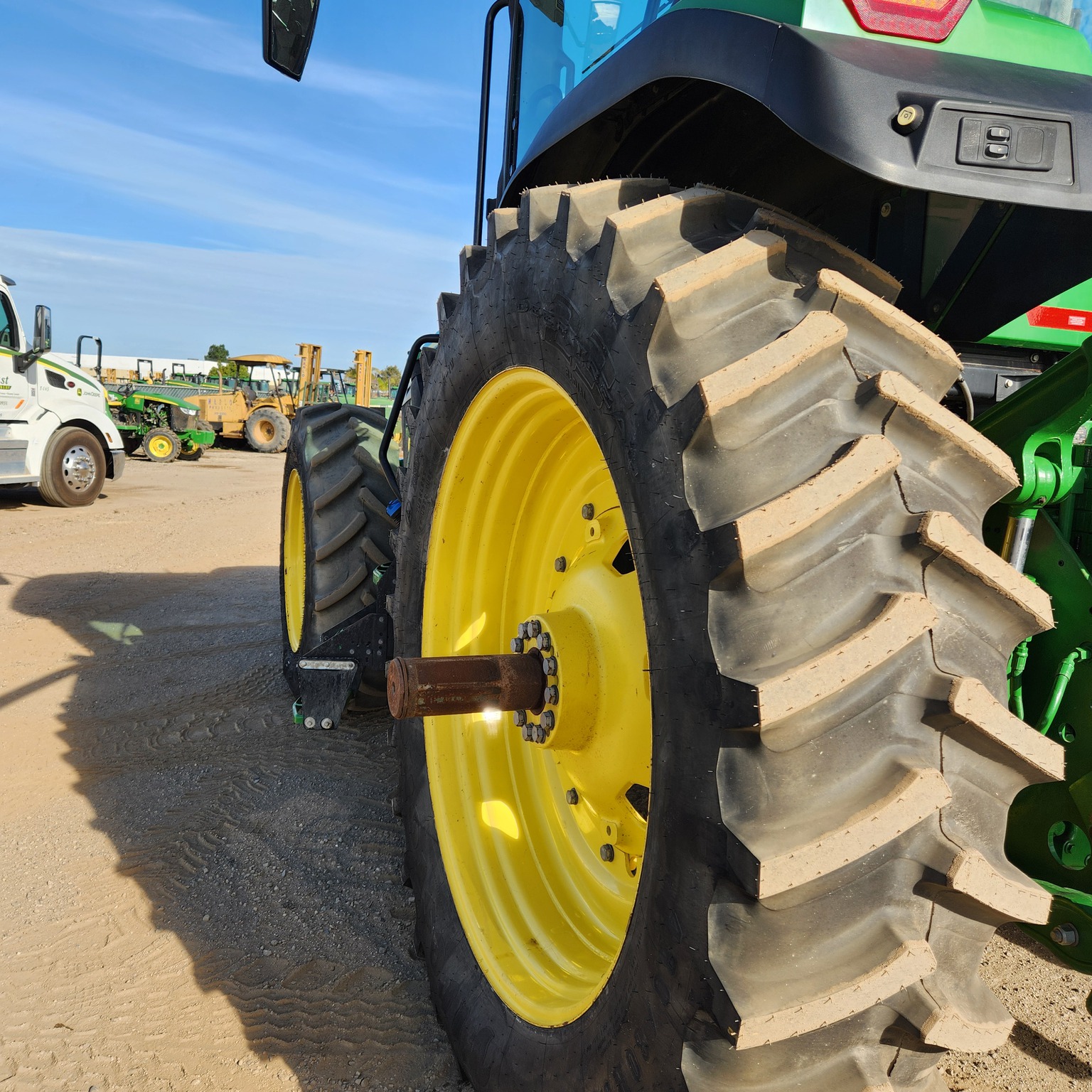 2020 John Deere 8R 280 Image 10
