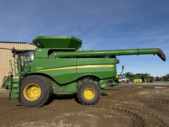 2016 John Deere S680 - Photo6