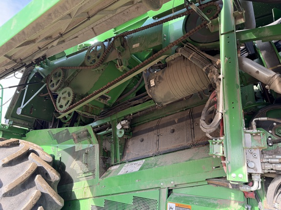 2016 John Deere S680 - Photo15