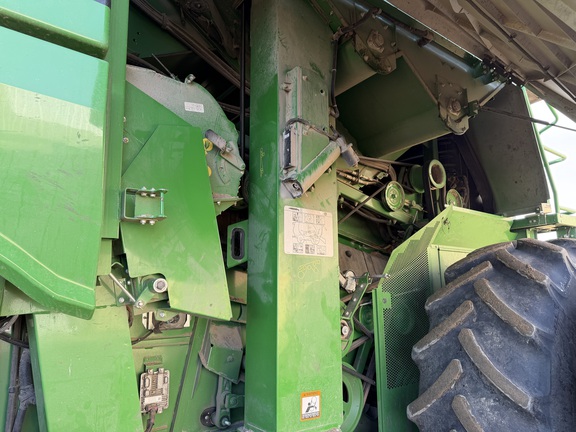2016 John Deere S680 - Photo21