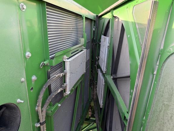 2016 John Deere S680 - Photo31