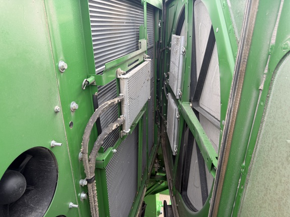 2016 John Deere S680 - Photo32