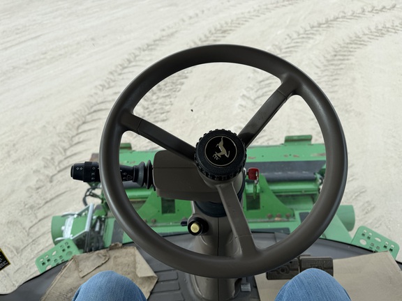2016 John Deere S680 - Photo40