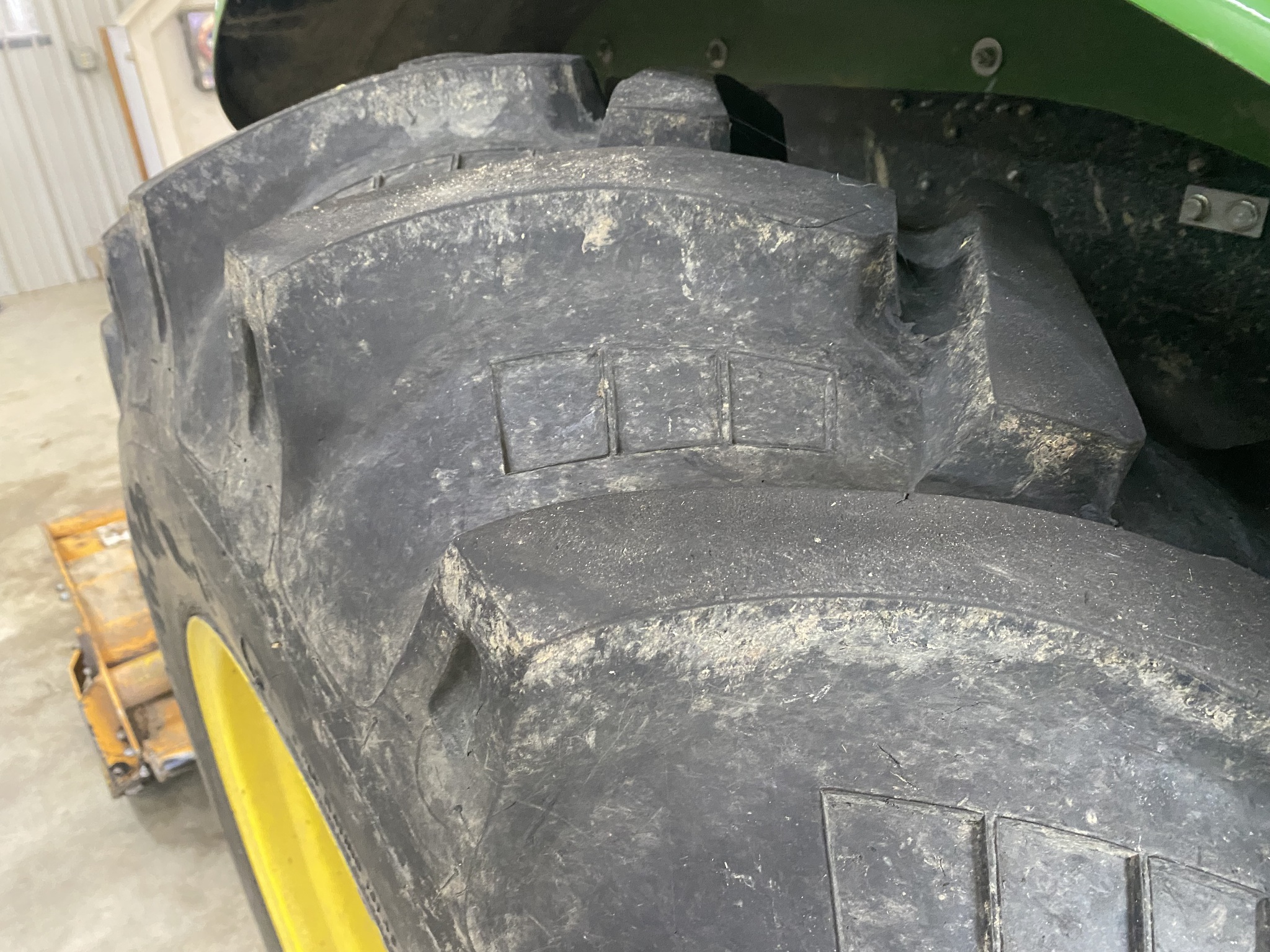 2023 John Deere 5075E Image 4