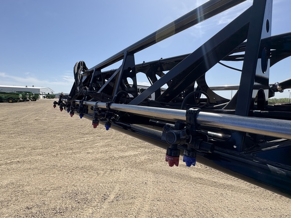 Used 2023 New Holland SP.370F Self Propelled Sprayers at Horizon Ag & Turf in Lloydminster, AB - Photo11