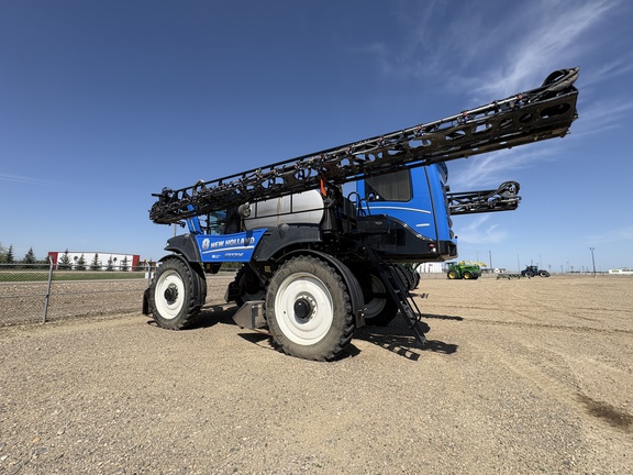 Used 2023 New Holland SP.370F Self Propelled Sprayers at Horizon Ag & Turf in Lloydminster, AB - Photo5