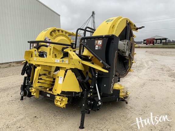 Photo of 2024 John Deere 778