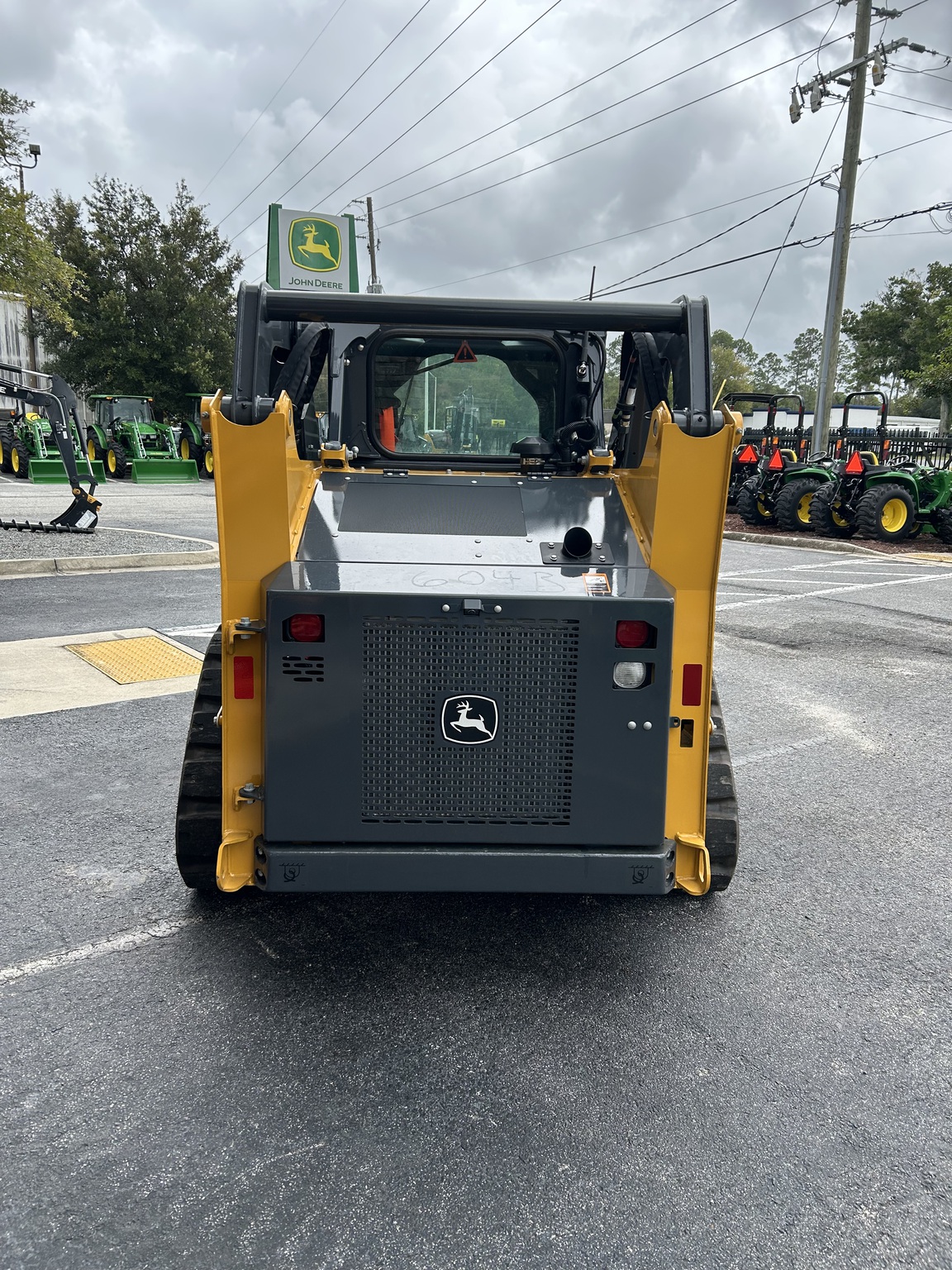 2025 John Deere 317 P Image 4
