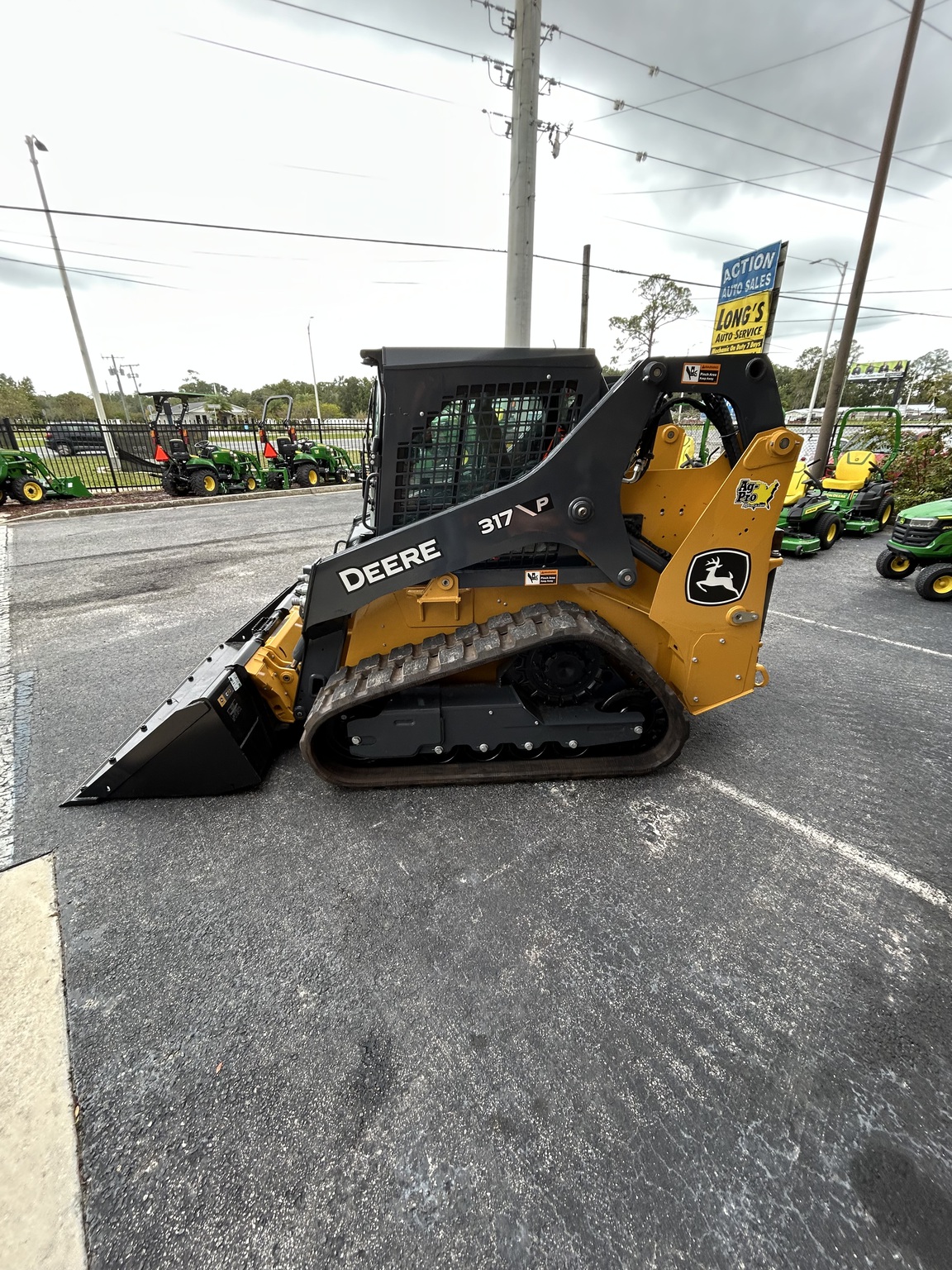 2025 John Deere 317 P Image 2