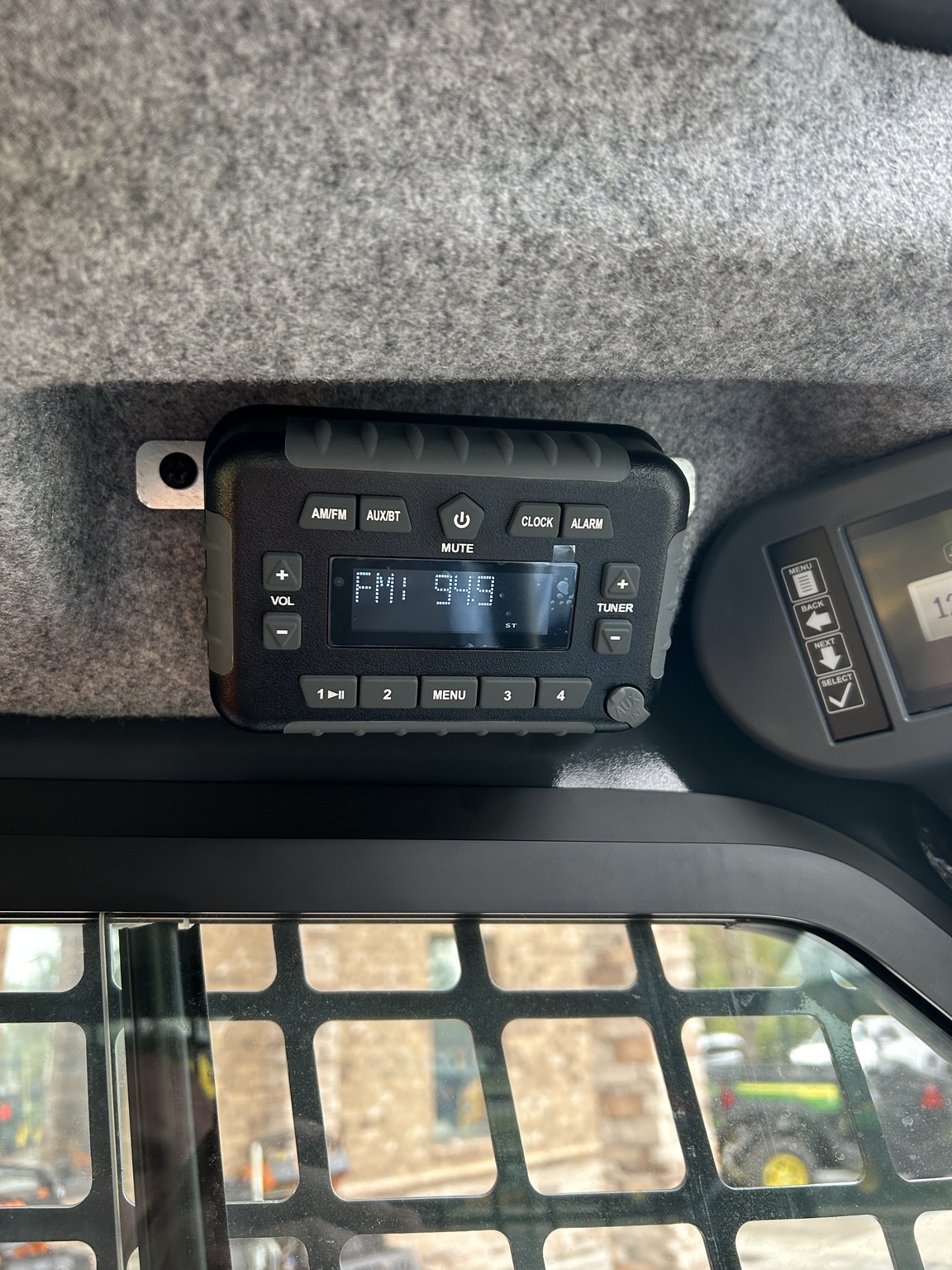 2025 John Deere 317 P Image 7