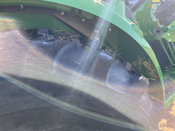 2025 John Deere 4044M - Photo16