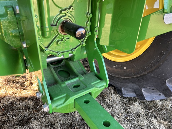 2025 John Deere 4044M - Photo24