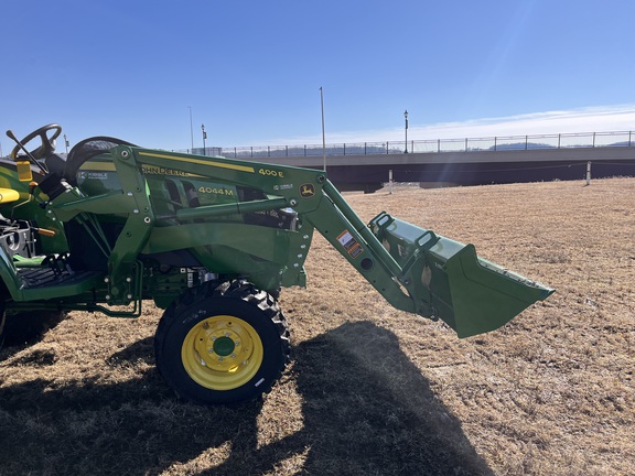 2025 John Deere 4044M - Photo35