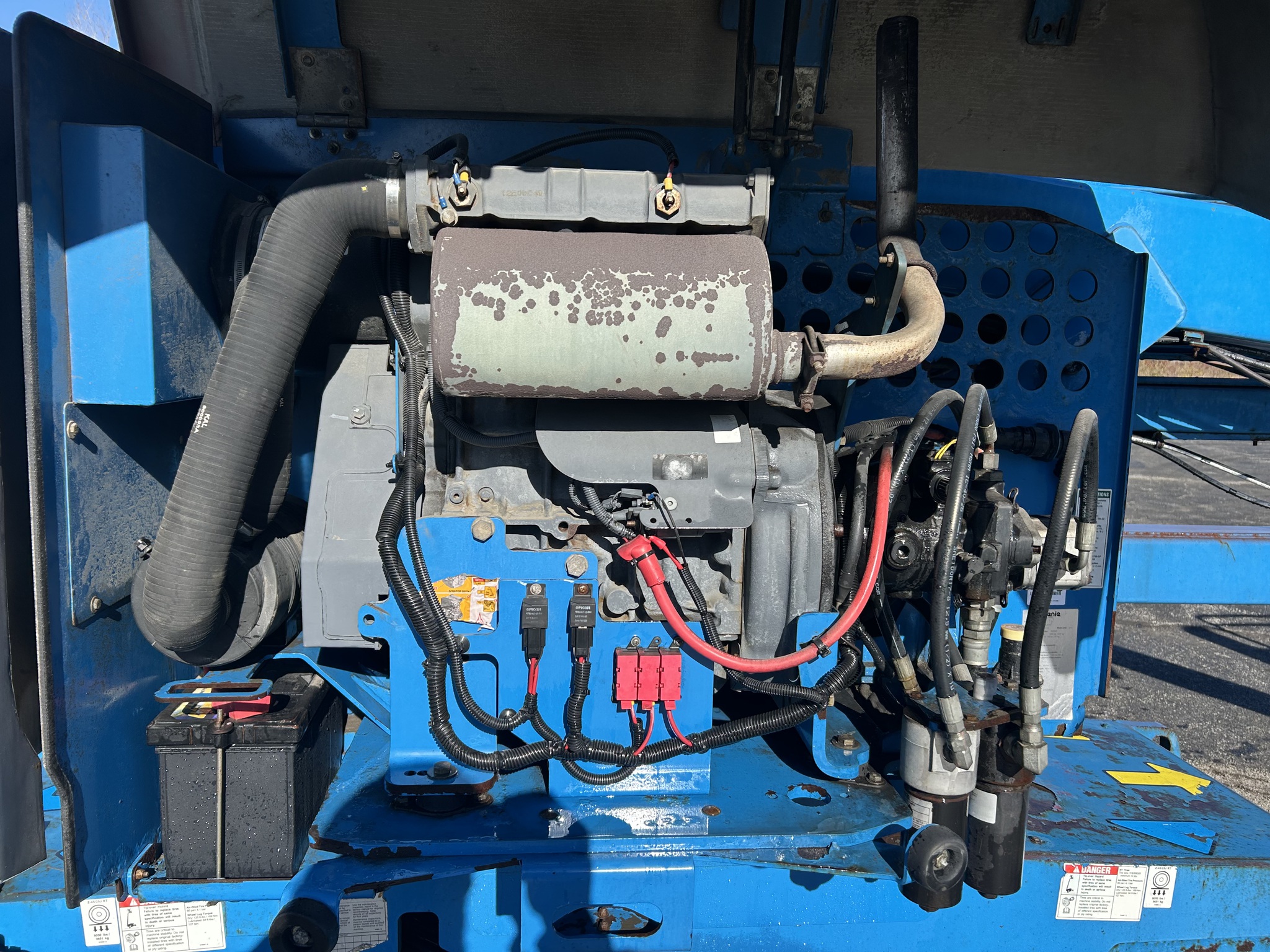 2013 Genie Z45/25J Image 12