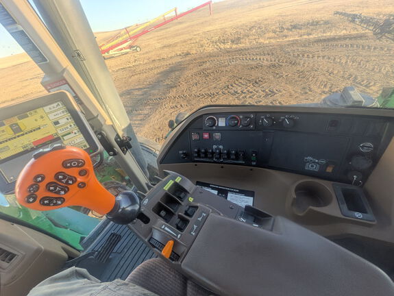 Used 2011 John Deere 4730 Self Propelled Sprayers at Horizon Ag & Turf in Vermilion, AB - Photo15