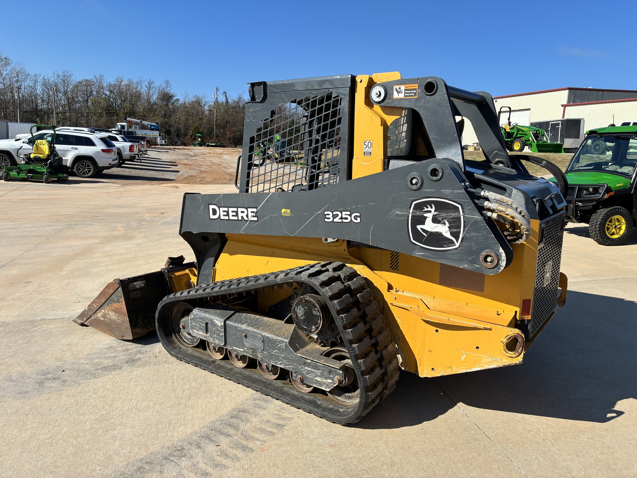 2020 John Deere 325G Image 3