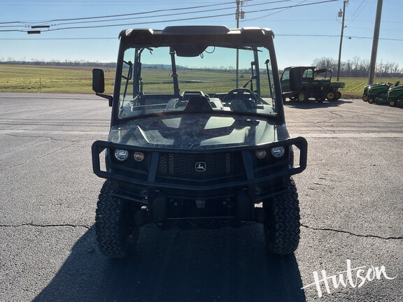 Photo of 2022 John Deere XUV 835M